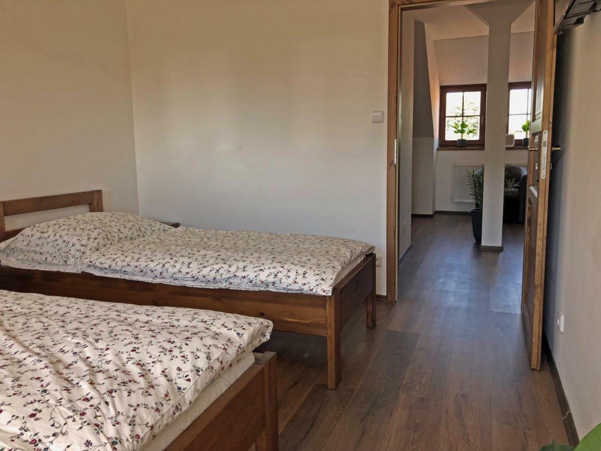 U Matyase Hotell Stod Eksteriør bilde