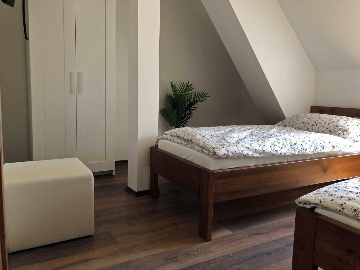 U Matyase Hotell Stod Eksteriør bilde